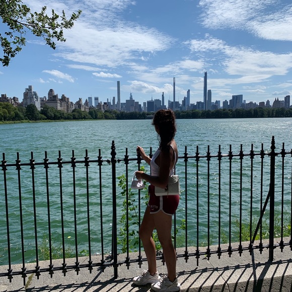 Meet your Posher, Gabriella - Picture 2 of 2